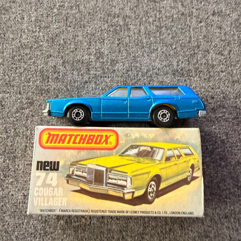 Matchbox Lensey #74 Blue Cougar Villager Die-Cast Car